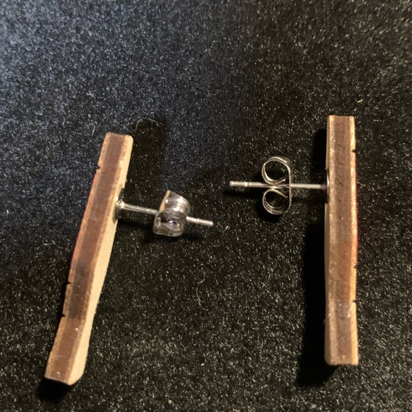 Groovy Wooden Lava Lamp Stud Earrings Ref & Yellow - Picture 3 of 5